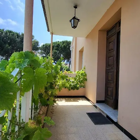 Grand Entre Et Montagne דירה