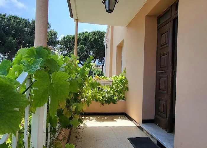 Grand Entre Et Montagne דירה